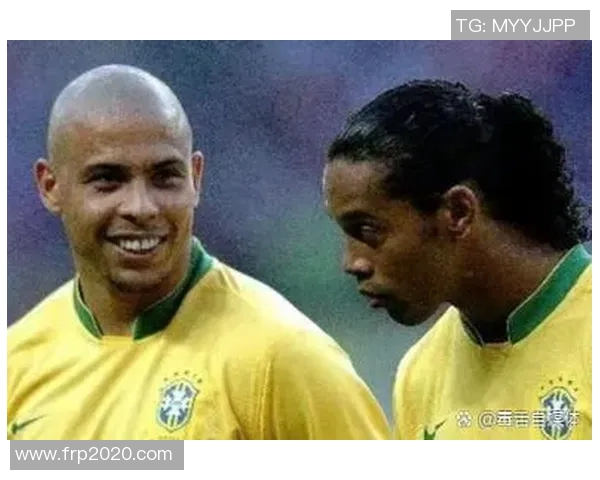 穿上17号球衣的足球明星们展现技艺与风采，球场上的璀璨明星各具特色